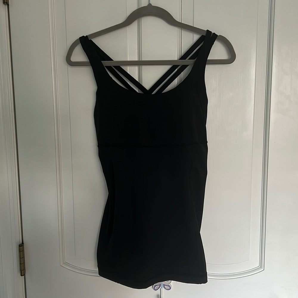 Lululemon tank